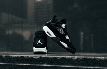 *Jordan 4 White Thunders